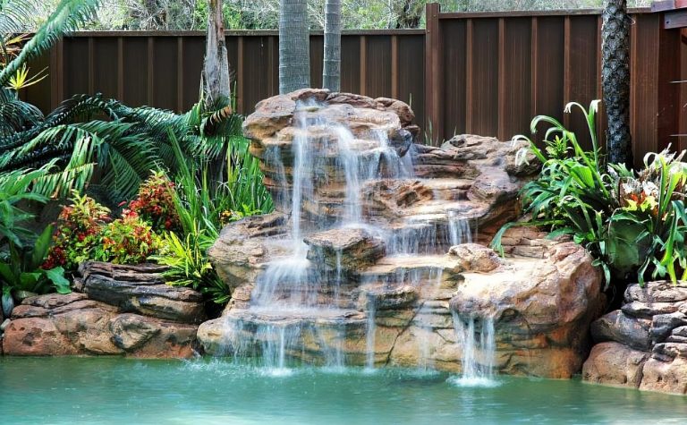 Serenity by Design: Crafting Relaxing Poolscapes through Landscaping